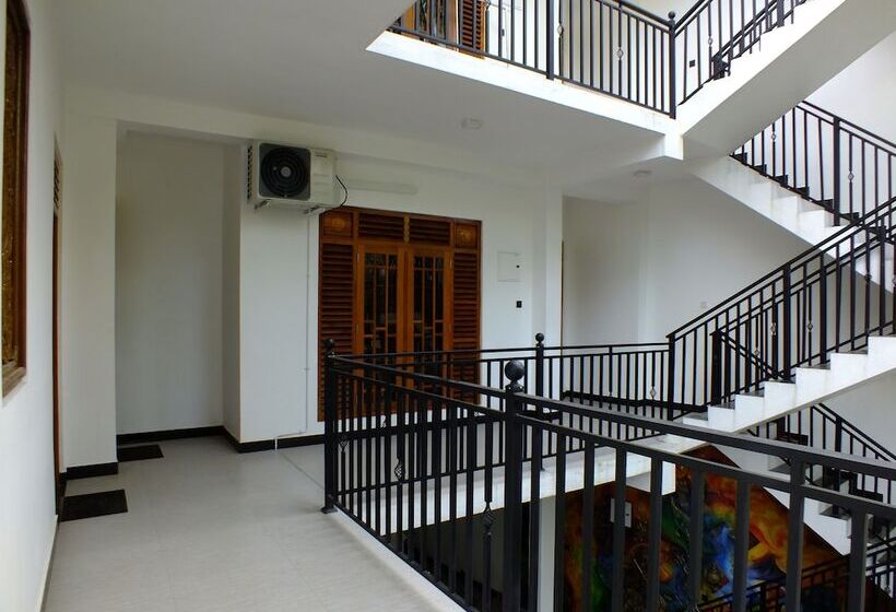 فندق Sumadu Home Stay Yala