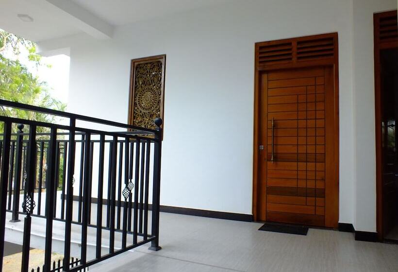 فندق Sumadu Home Stay Yala