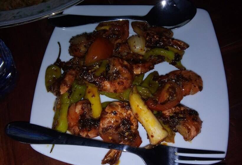 فندق Sumadu Home Stay Yala