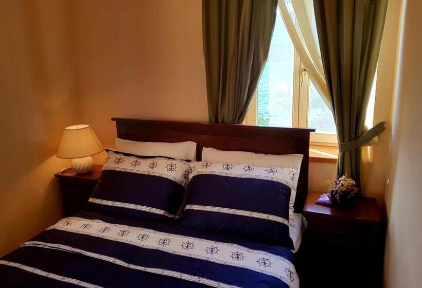 פנסיון Villa Rava Hotel & Restaurant