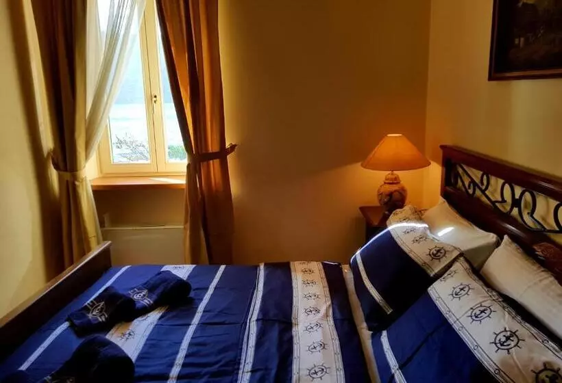 پانسیون Villa Rava Hotel & Restaurant