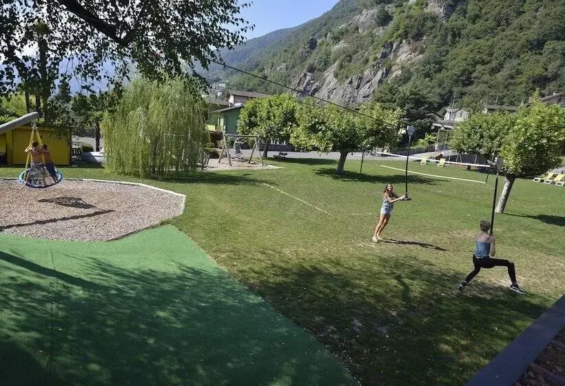 Bamboohouse Motel Riazzino