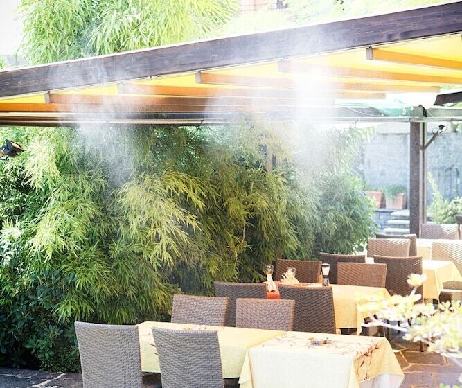 Bamboohouse Motel Riazzino