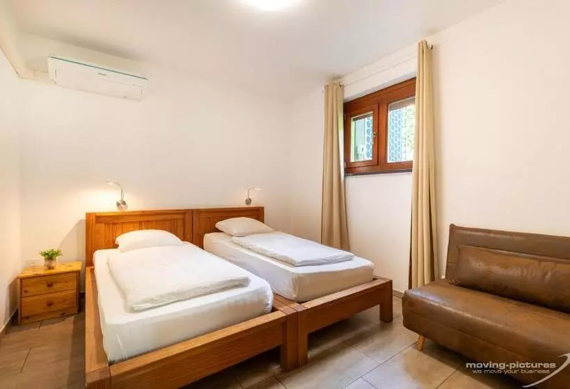 Bamboohouse Motel Riazzino