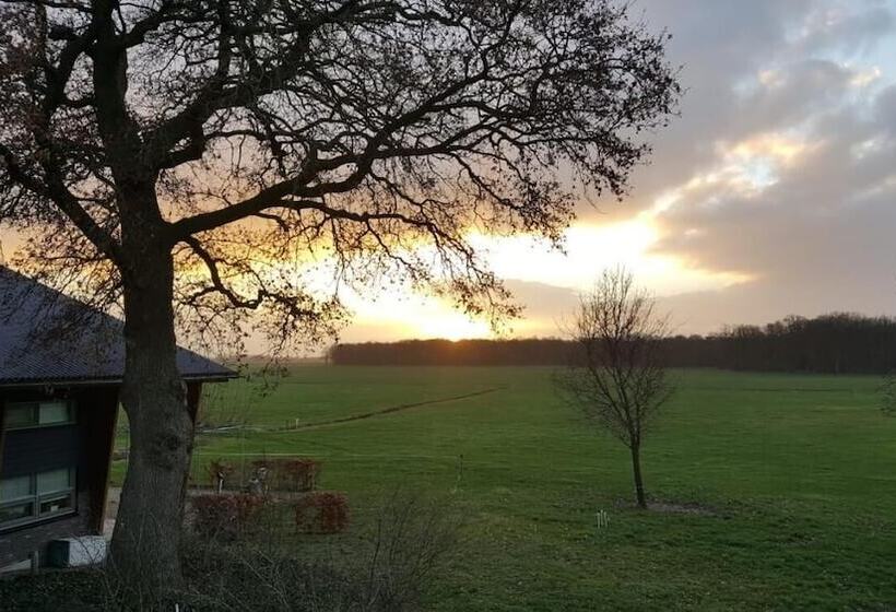 Bed and Breakfast Erve 't Hacht