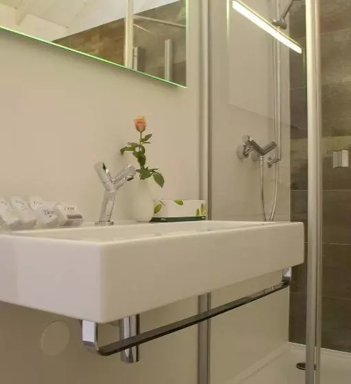 Aamiaismajoitus (B&B) Rosa Arvensis