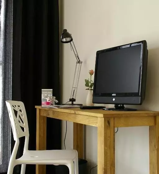 Aamiaismajoitus (B&B) Rosa Arvensis