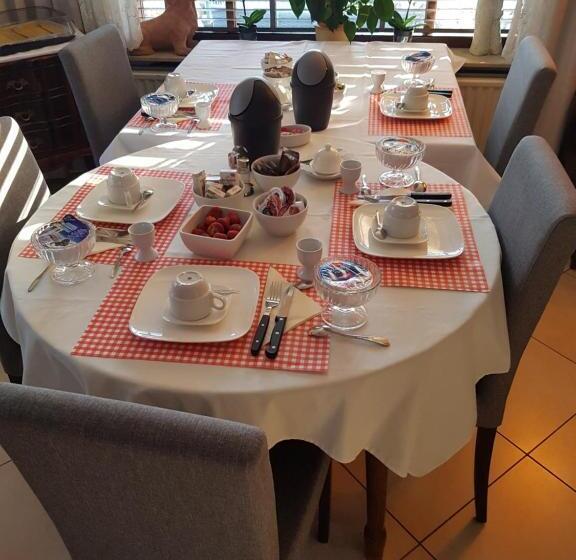 Erbuca Bed And Breakfast