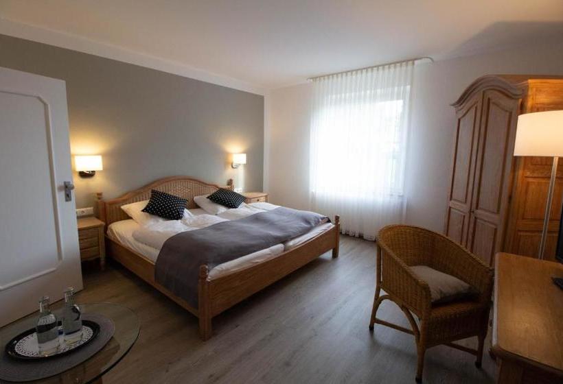 Отель Hänsels  & Gasthaus