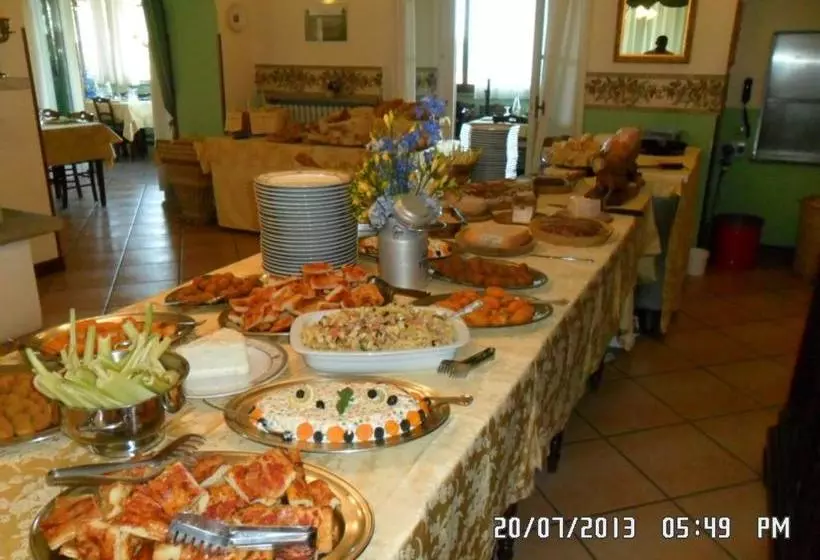 Il Campanile Hotel   La Cantina Del Pittore