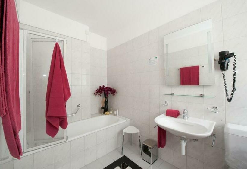 בית מלון כפרי Morobbia