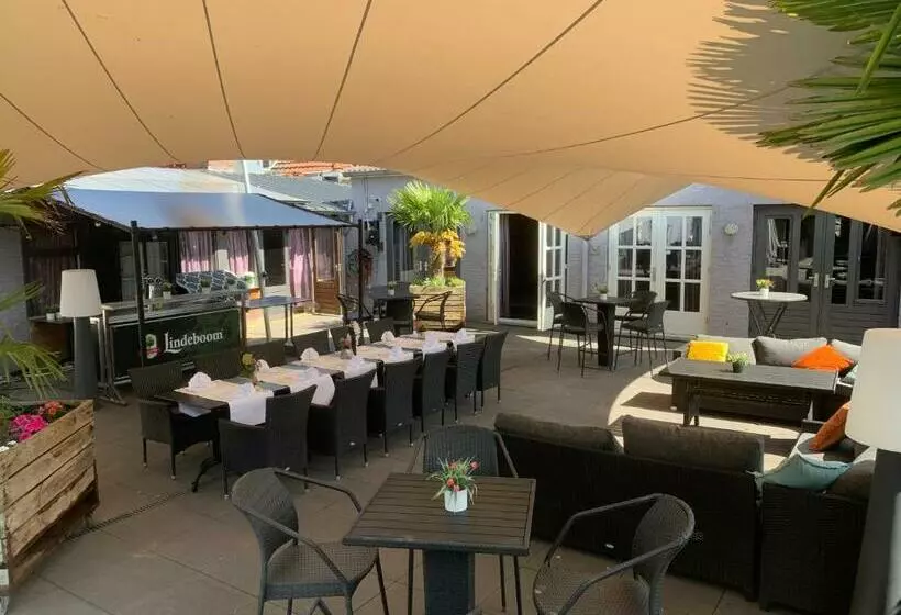 Hotelli Restaurant Cafe Houben