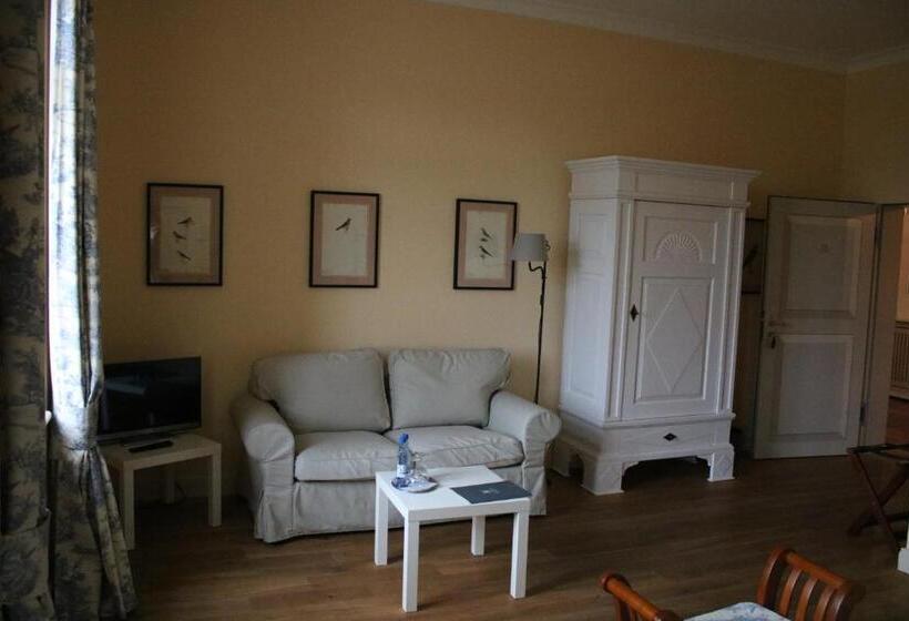 ホテル Schloss & Gut Ulrichshusen