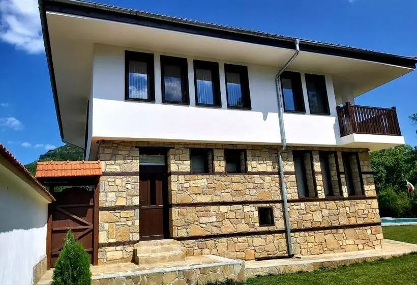 Majatalo Aleksandrina