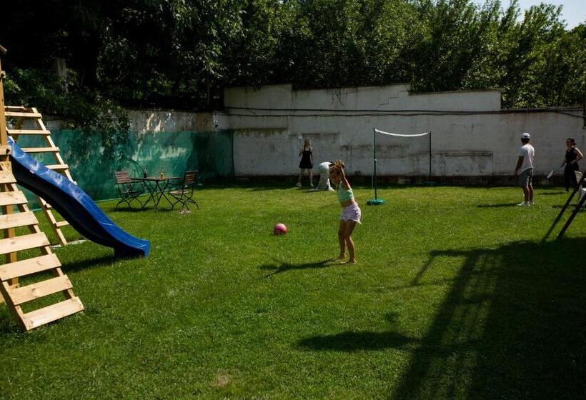 Пансион Casa Moroeni