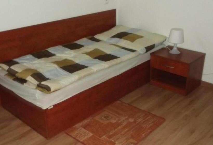 פנסיון Penzión Lindava