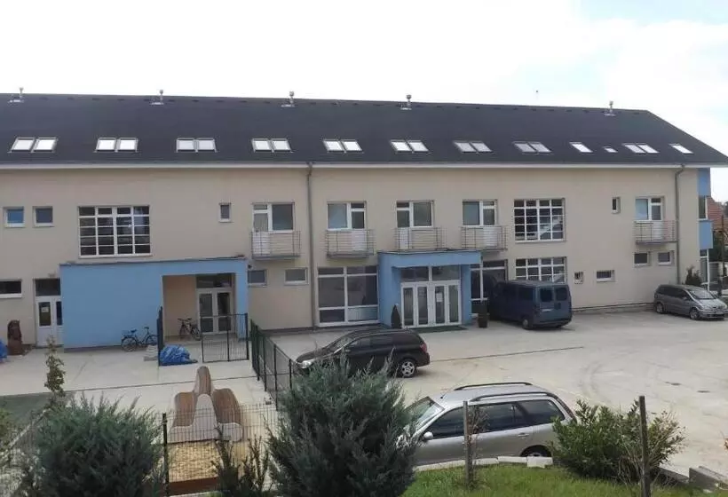 Majatalo Penzión Lindava