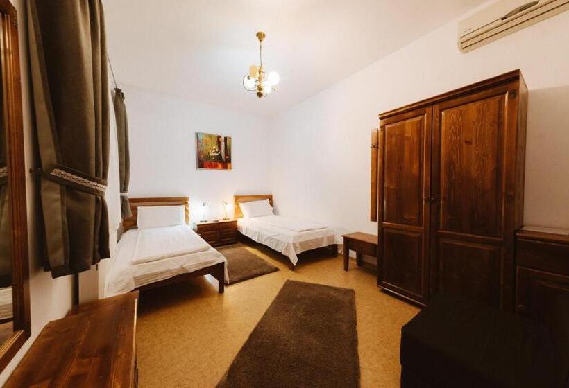 Pensiunea Mirabilandia