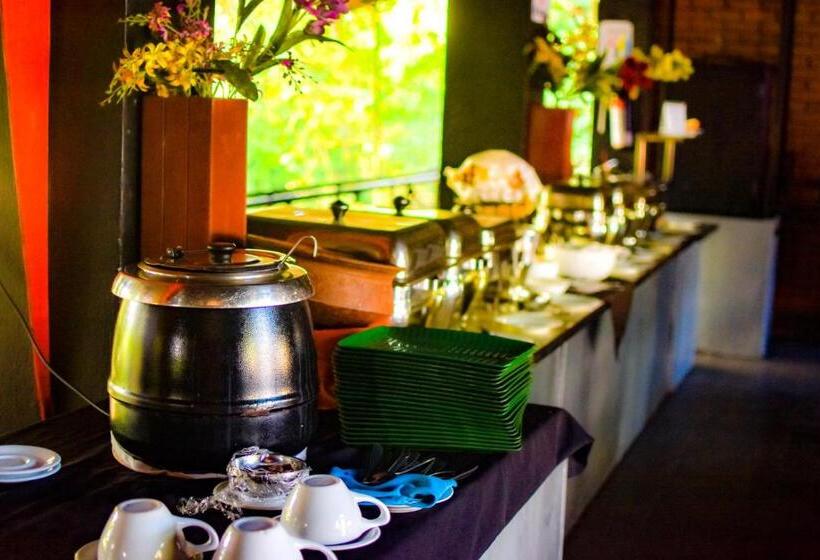 리조트 Ambalama Leisure Lounge