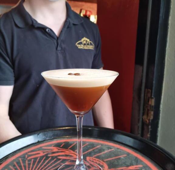 旅馆 The Valley House