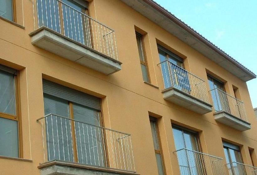 Apartamentos Mestral