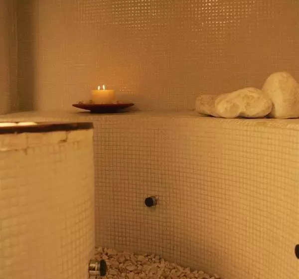 ホテル Aisia Deba