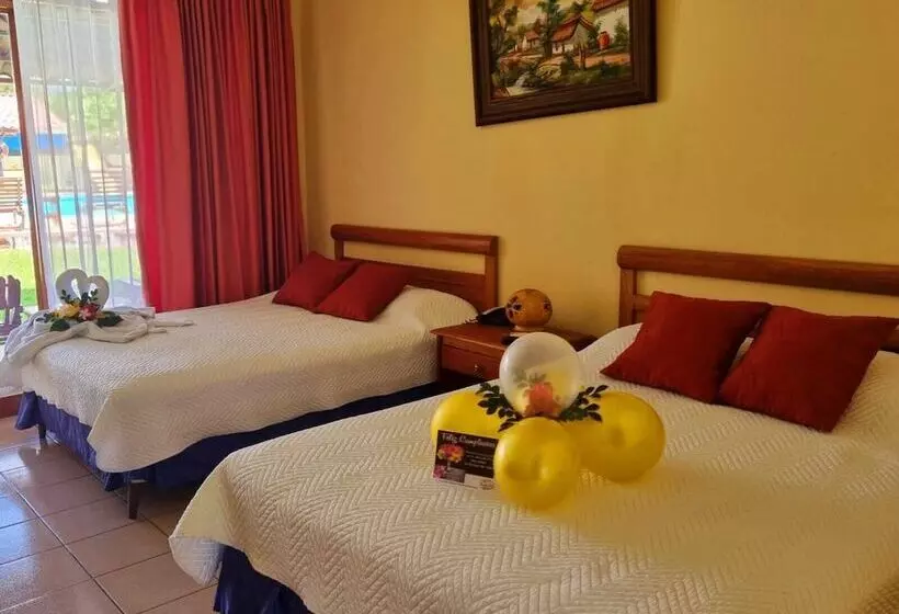 Отель Amapola Resort