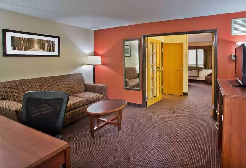 فندق Americinn By Wyndham Grand Forks