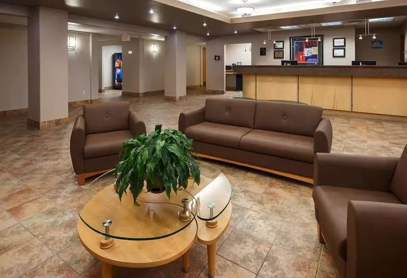 Отель Best Western Sioux Lookout Inn