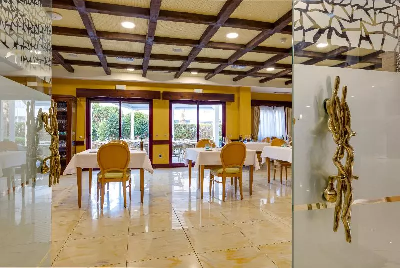 Hotel Daniya Denia Spa & Business 4