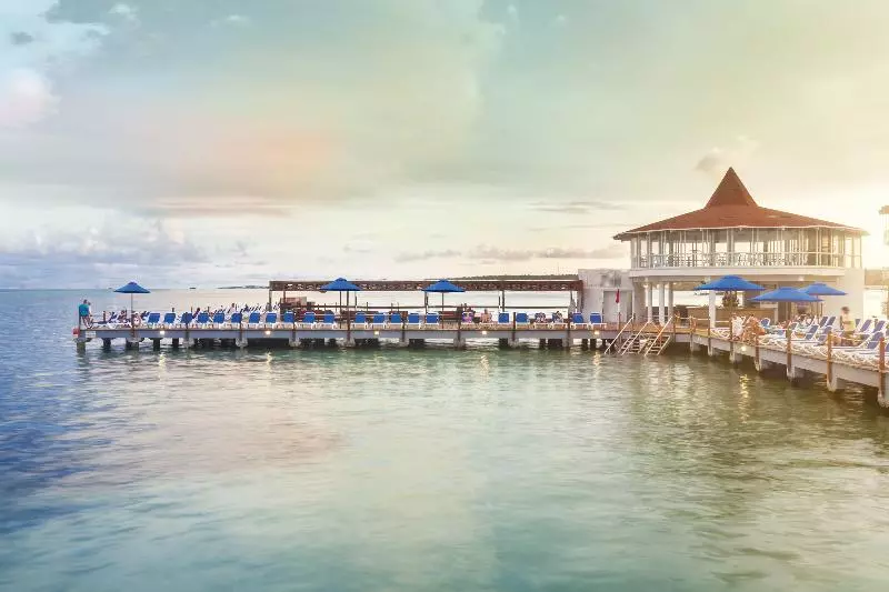 호텔 Decameron Aquarium   All Inclusive