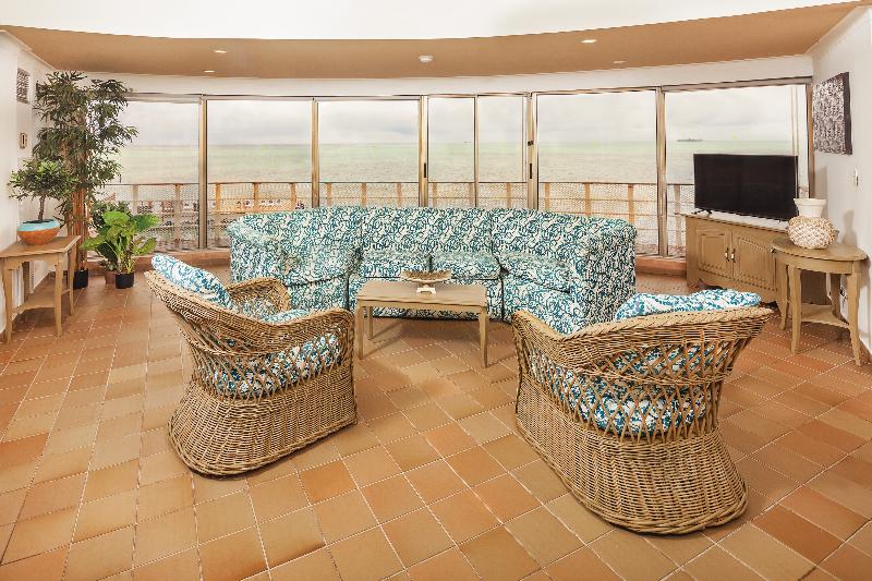 هتل Decameron Aquarium   All Inclusive