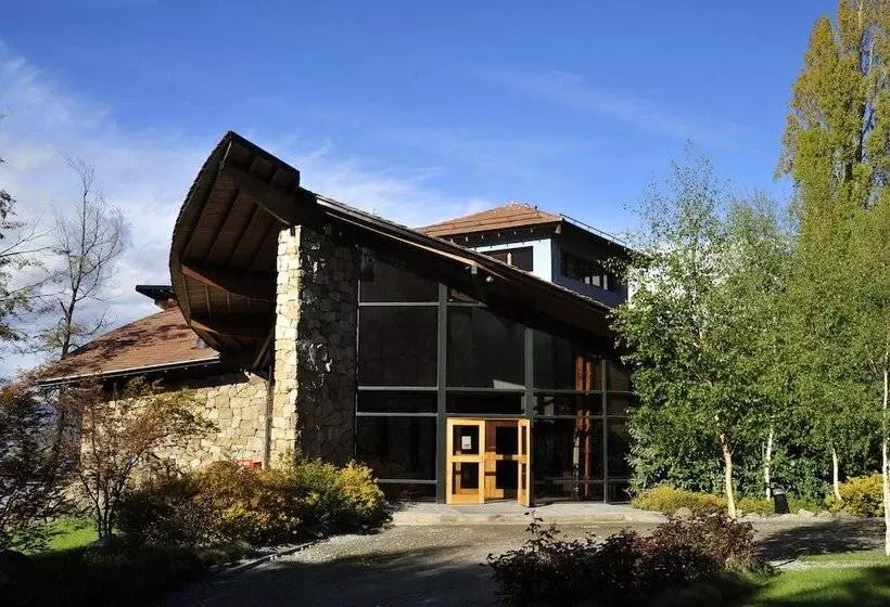 هتل Design Suites Bariloche