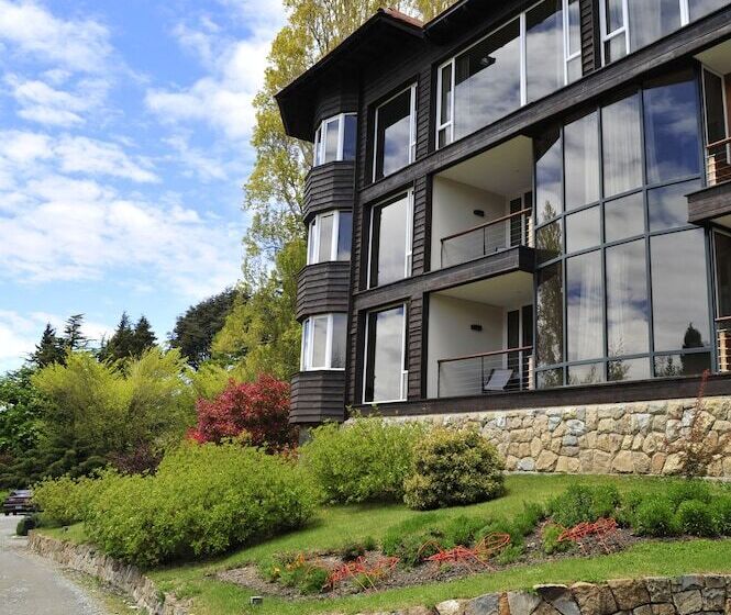 هتل Design Suites Bariloche