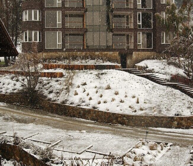 هتل Design Suites Bariloche