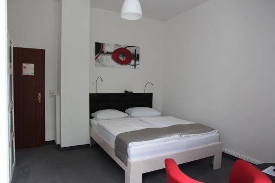 هتل Deutscher Kaiser