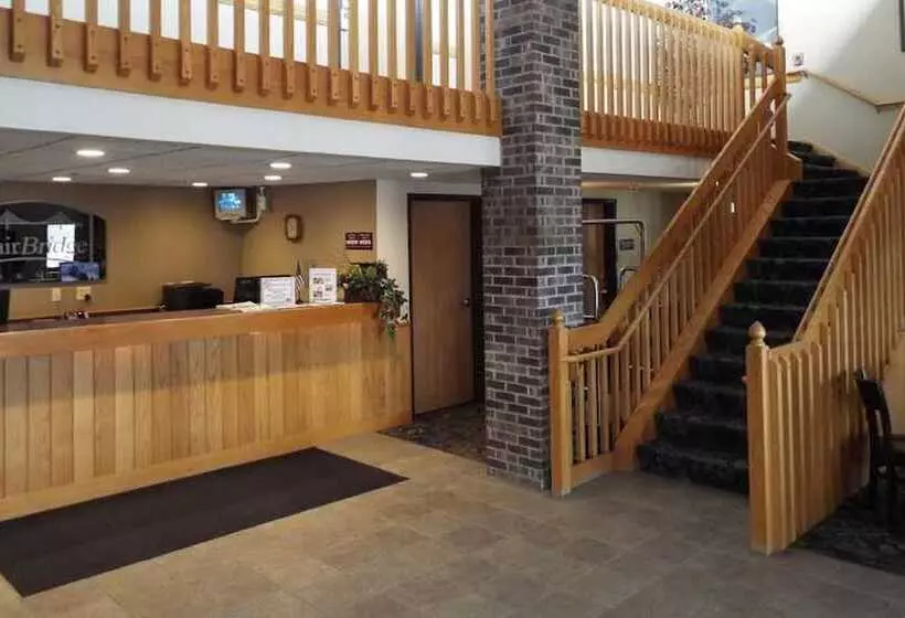 Отель Fairbridge Inn & Suites