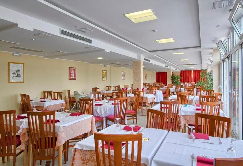 Mimosa Lido Palace   Maslinica Hotels & Resorts