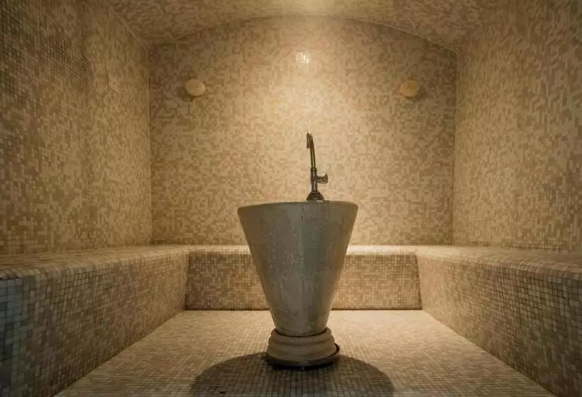 Mimosa Lido Palace   Maslinica Hotels & Resorts