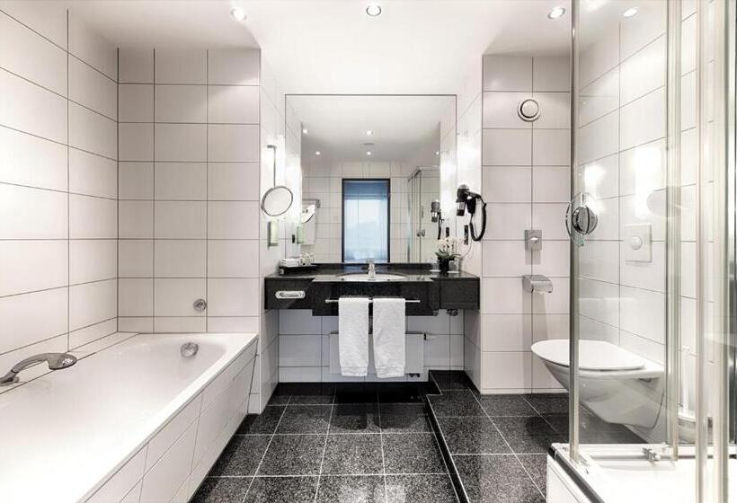 Szálloda Ramada By Wyndham Essen