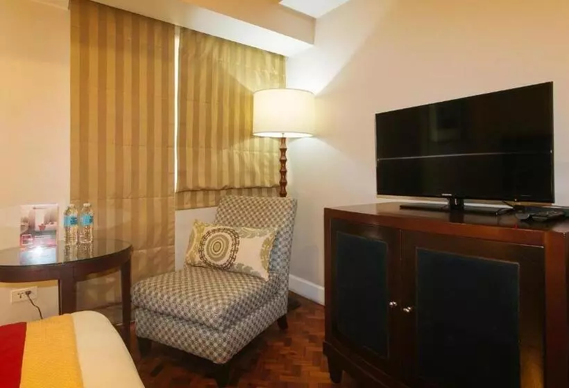 فندق Reddoorz Premium At The Residences Olympia Makati