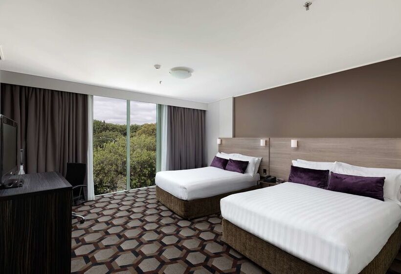 Otel Rydges Canberra