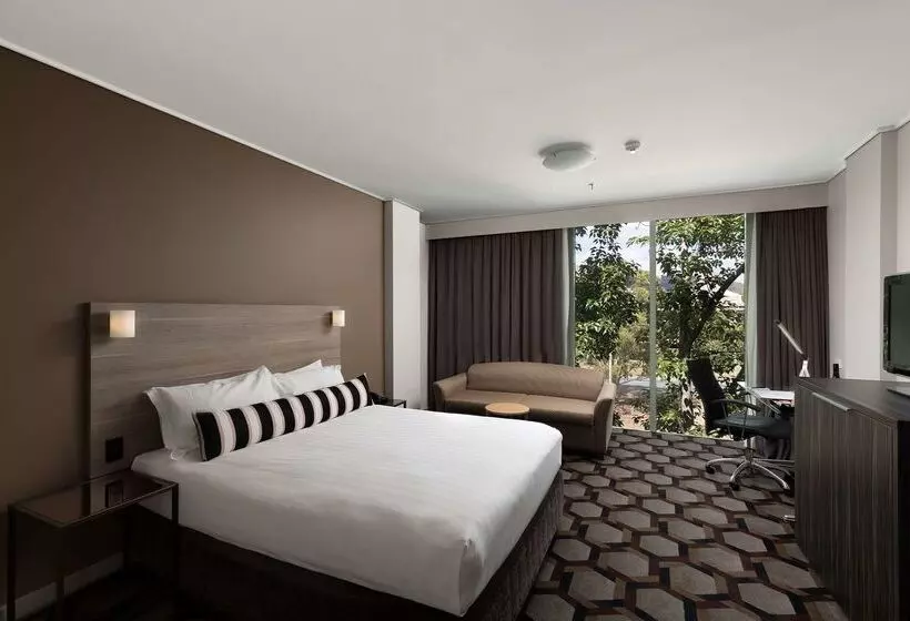 酒店 Rydges Canberra