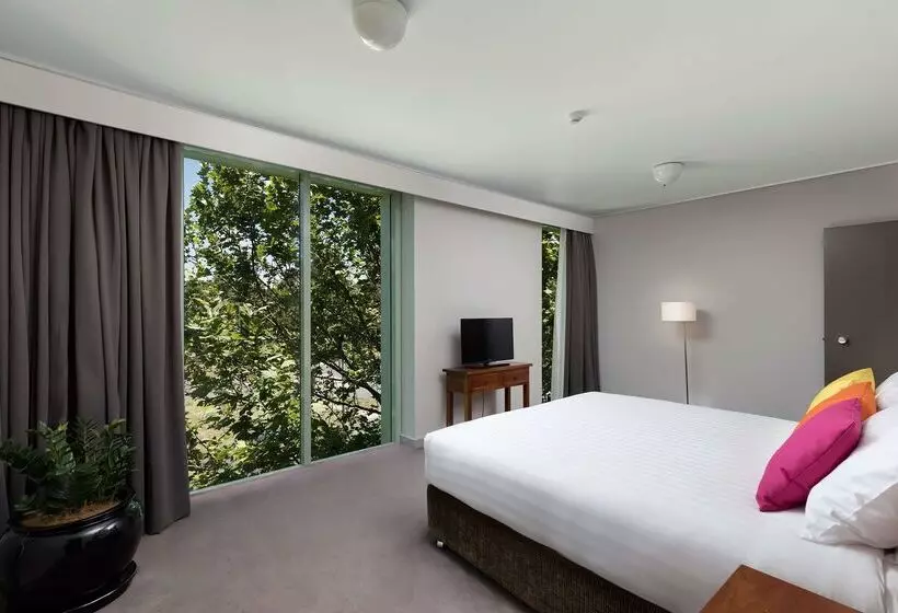 酒店 Rydges Canberra