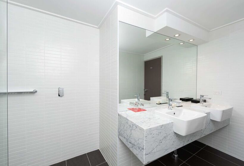 Otel Rydges Canberra