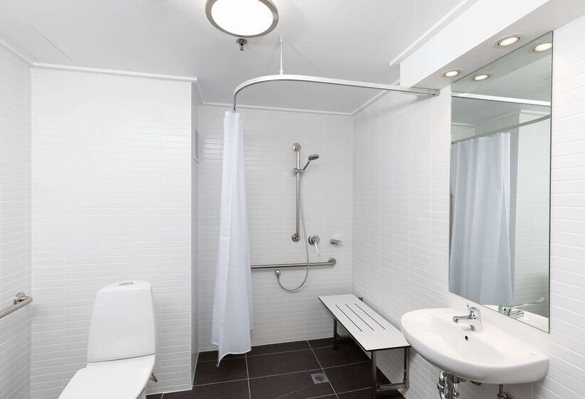 Otel Rydges Canberra