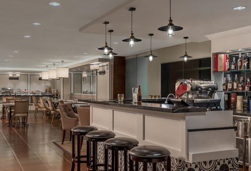 فندق Somerset Millennium Makati