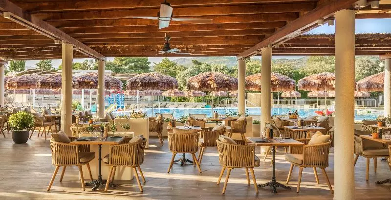 هتل Valamar Tirena