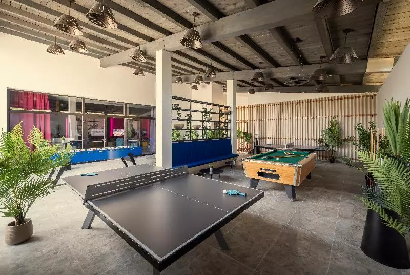 هتل Valamar Tirena