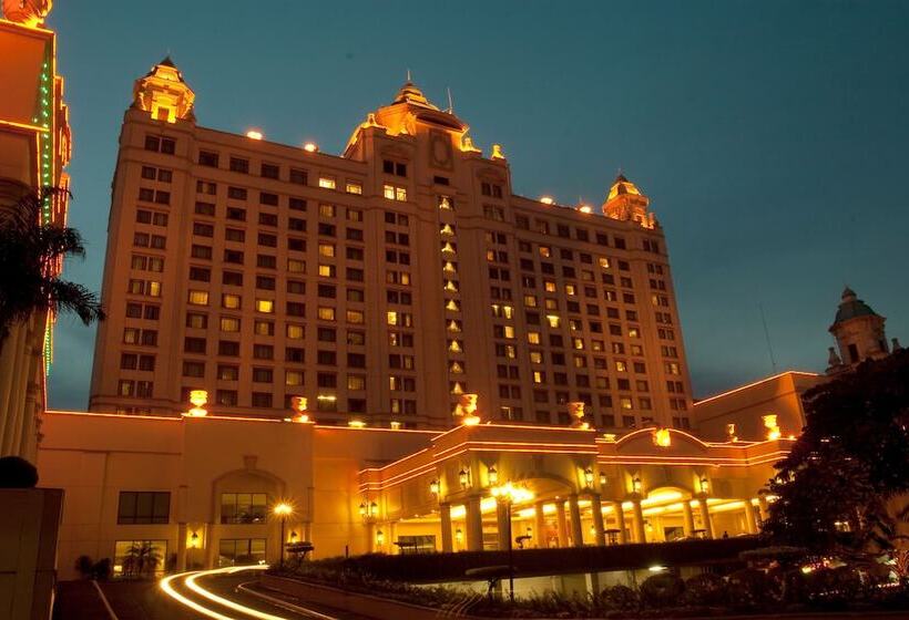 Waterfront Cebu City Hotel & Casino